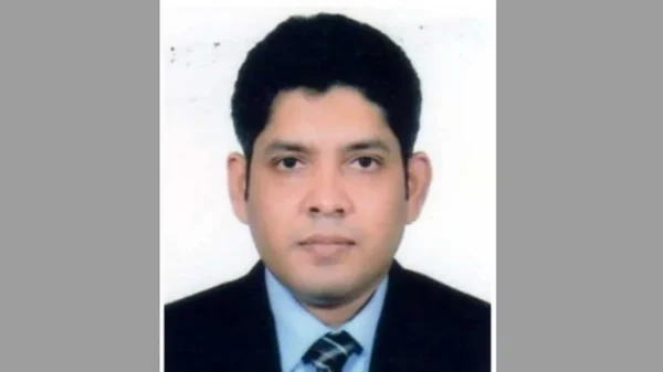 আপত্তিকর ভিডিও ভাইরাল: কর্মস্থলে নেই ডিসি