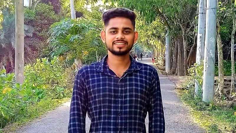 কাঠালিয়ায় মাদাকাসক্ত ছেলেকে কুপিয়ে হত্যা, বাবা আটক