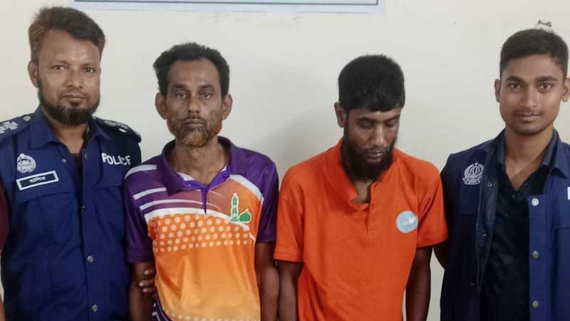 পুলিশের অভযোনে ৫০ পিস ইয়াবাসহ দুই মাদক ব্যবসায়ী গ্রেফতার